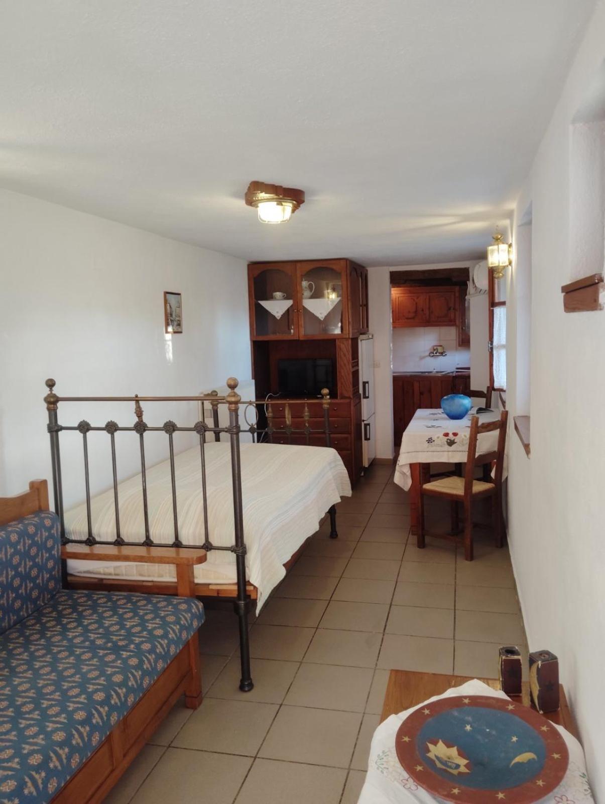 Guesthouse Apanemia Áfissos Ngoại thất bức ảnh